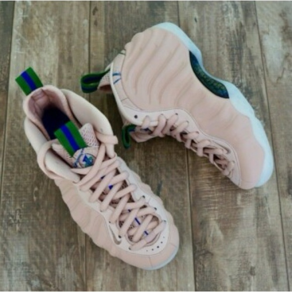 Nike Air Foamposite One Particle Beige Sneakers